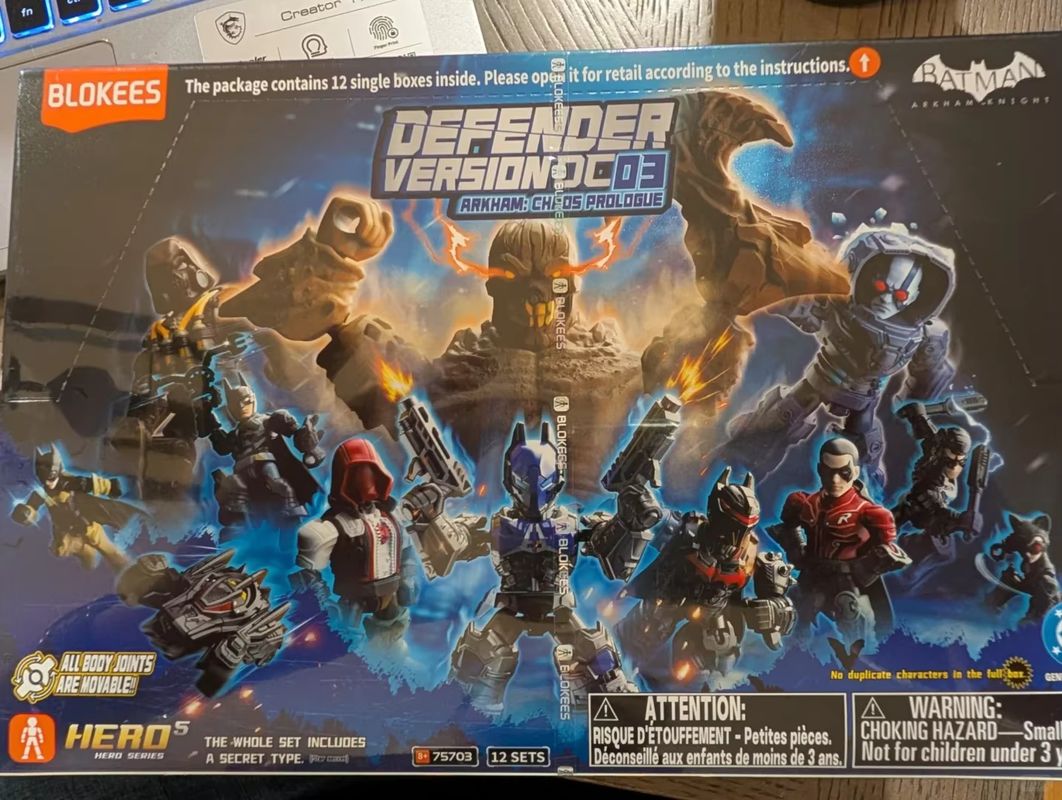 Model Kit Blokees - Disponibile Blokees Dc Defender Versione 03