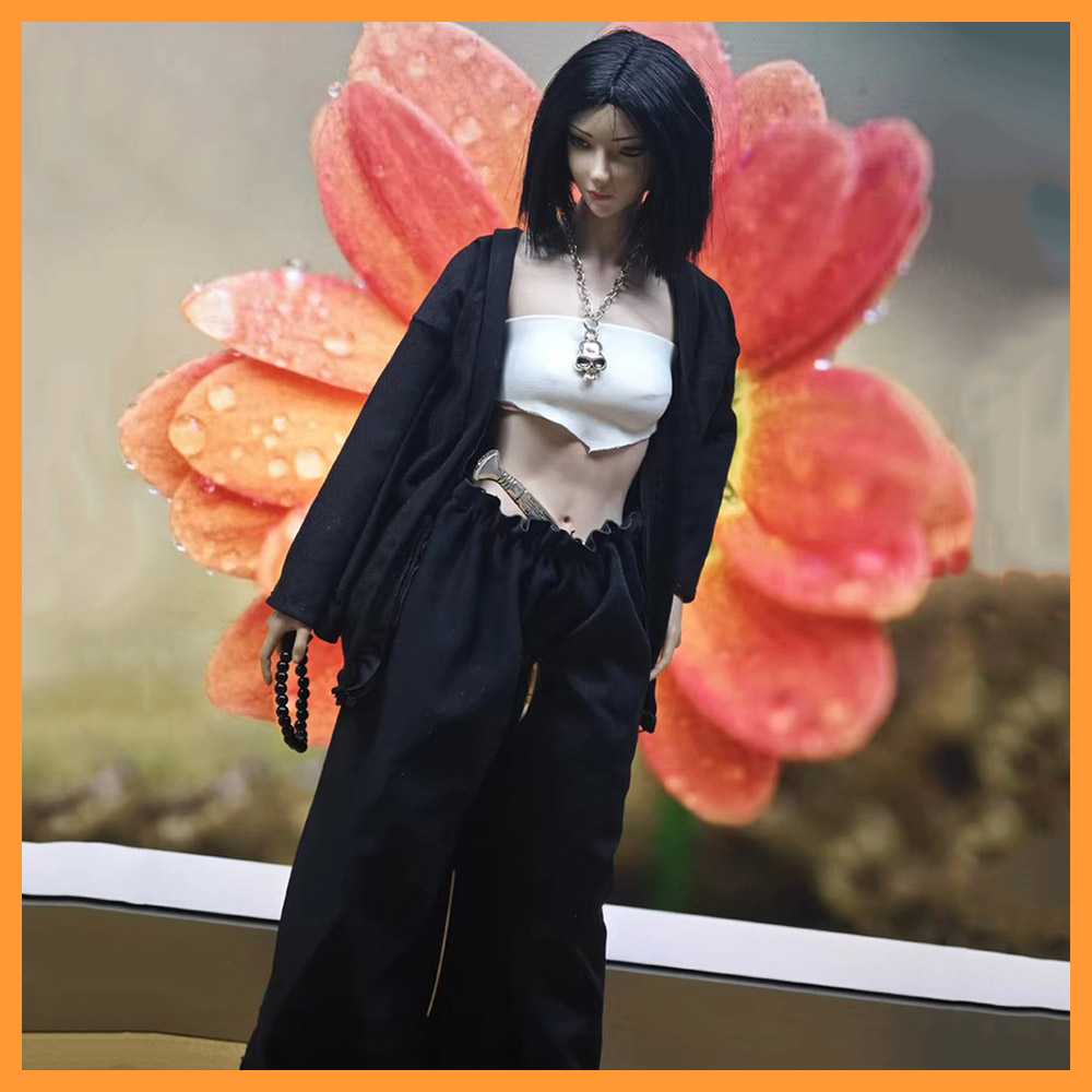 Set di vestiti per ragazza da  - Model Kit Girl recensione e prezzo